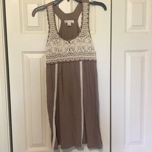 🌼NEUTRAL DRESS WITH WHITE CROCHET DETAIL